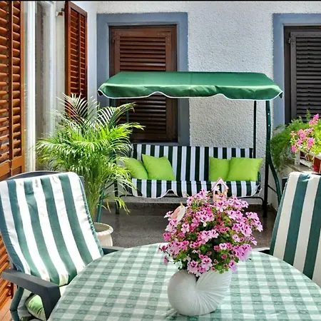 New!!! 2024 Marea With Xxl Sunny Terrace Apartment Porec