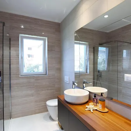 Appartement New!!! 2024 Marea With Xxl Sunny Terrace Poreč