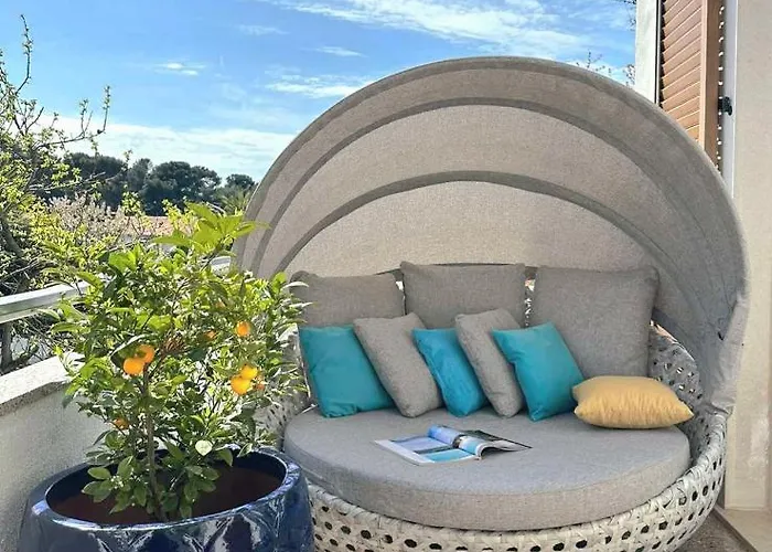 New!!! 2024 Marea With Xxl Sunny Terrace Poreč